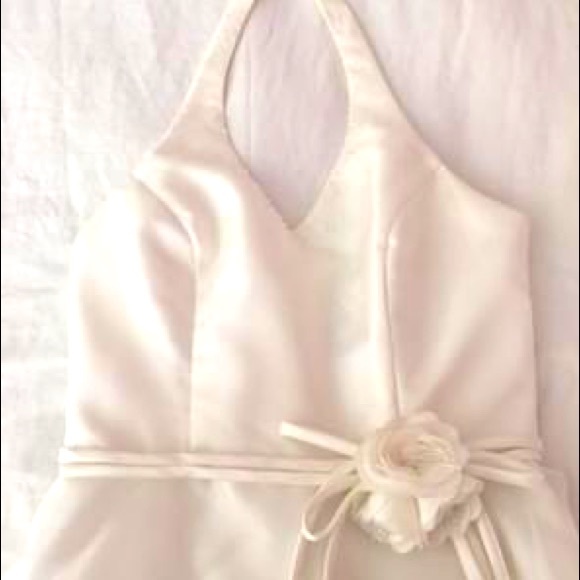 Wedding Gown - Picture 2 of 5